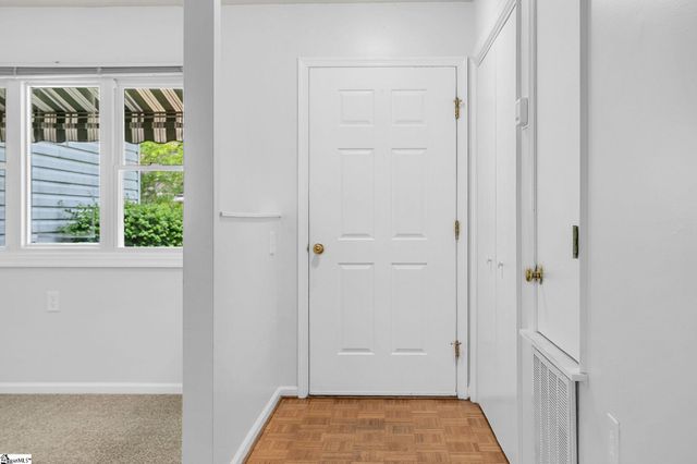 209 S Woodgreen Way, Greenville, SC 29615