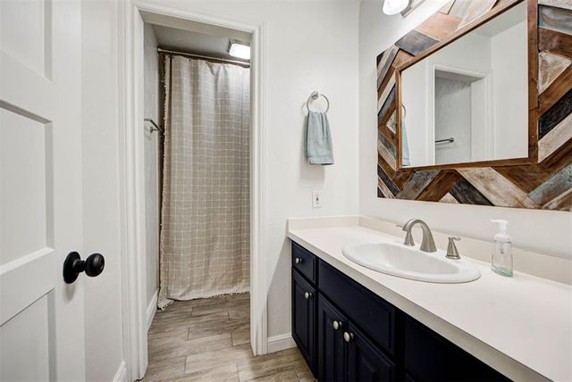 16603 Railhead Drive, Choctaw, OK 73020