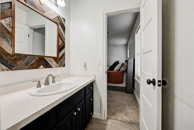 16603 Railhead Drive, Choctaw, OK 73020