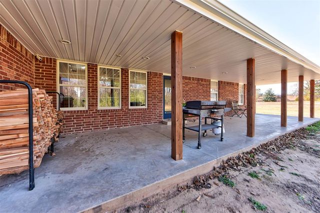16603 Railhead Drive, Choctaw, OK 73020