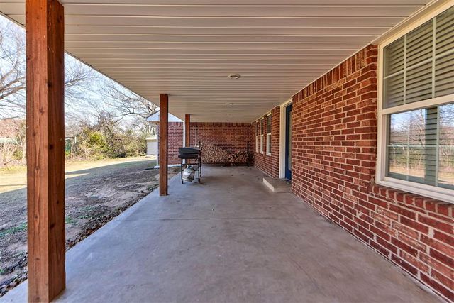 16603 Railhead Drive, Choctaw, OK 73020