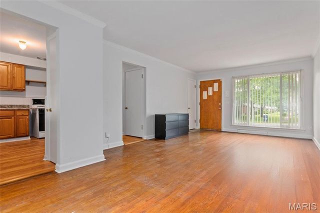 1321 Highmont Drive, St Louis, MO 63135