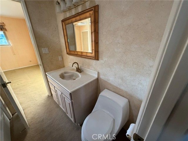 22049 Oxnard, Woodland Hills (los Angeles), CA 91367