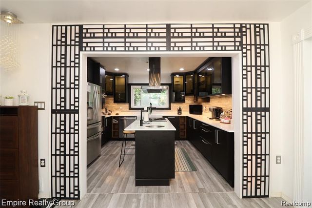 6932 Mead Street, Dearborn, MI 48126