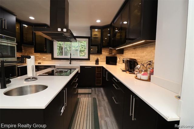 6932 Mead Street, Dearborn, MI 48126