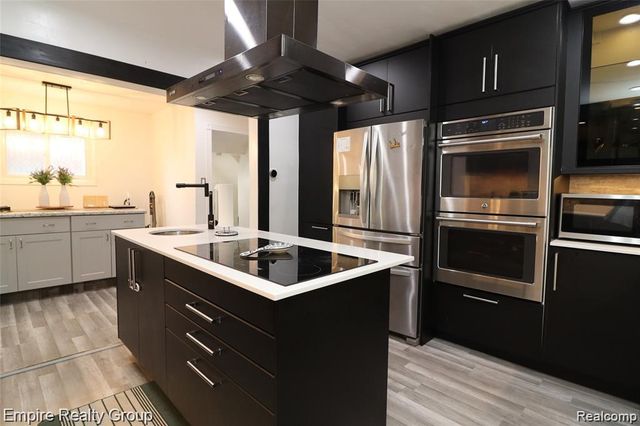 6932 Mead Street, Dearborn, MI 48126