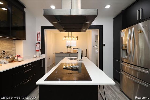 6932 Mead Street, Dearborn, MI 48126