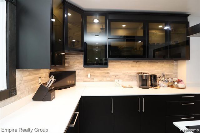 6932 Mead Street, Dearborn, MI 48126