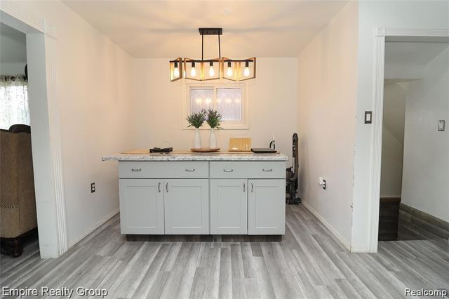 6932 Mead Street, Dearborn, MI 48126