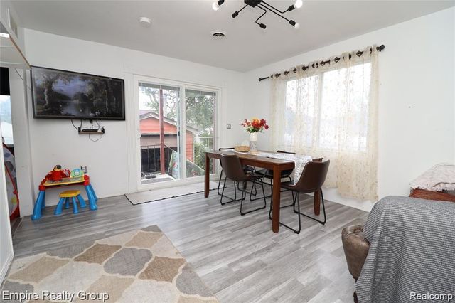 6932 Mead Street, Dearborn, MI 48126