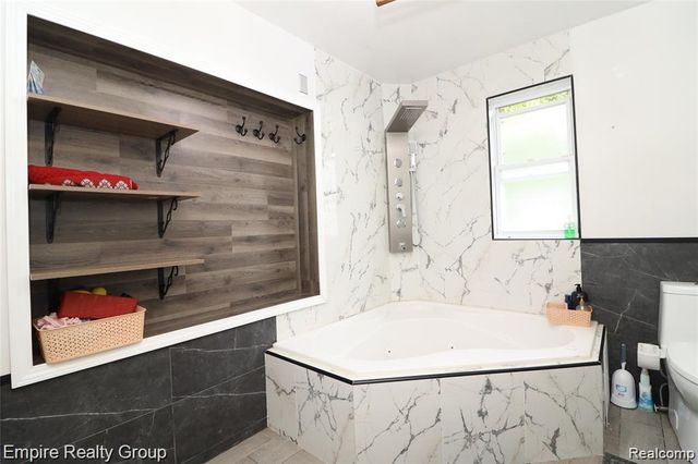 6932 Mead Street, Dearborn, MI 48126