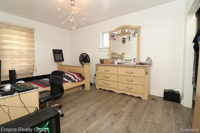 6932 Mead Street, Dearborn, MI 48126