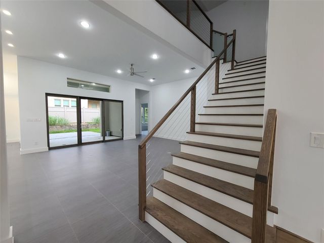 2812 Almanzor Avenue, Irving, TX 75062