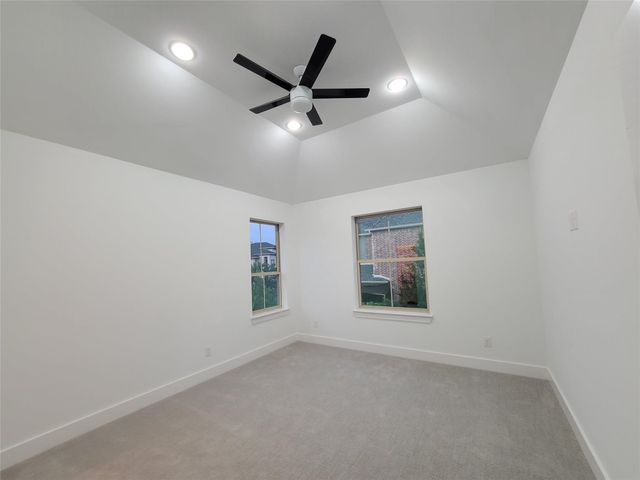 2812 Almanzor Avenue, Irving, TX 75062