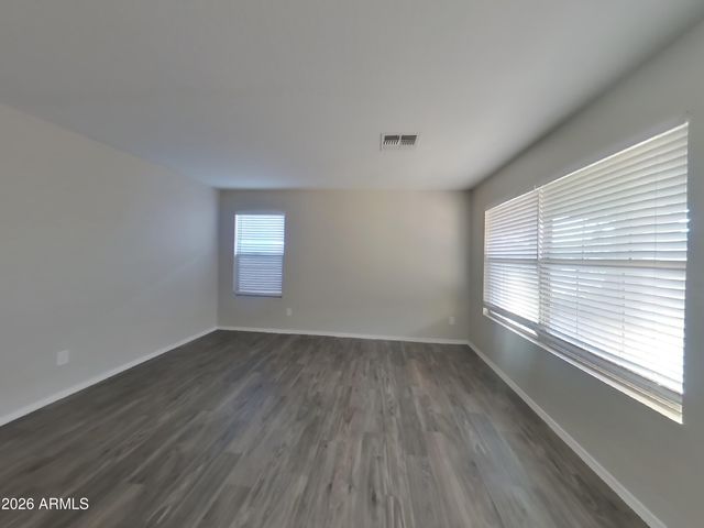 3326 W SAINT ANNE Avenue, Phoenix, AZ 85041