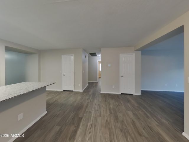 3326 W SAINT ANNE Avenue, Phoenix, AZ 85041