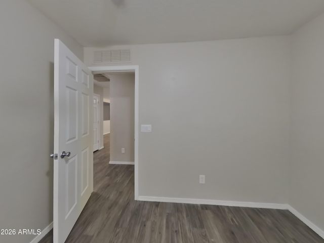 3326 W SAINT ANNE Avenue, Phoenix, AZ 85041