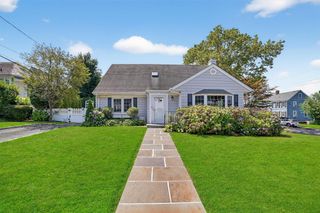 44 Standish Avenue, Yonkers, NY 10710