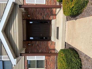 1863 High Sun Drive, Florissant, MO 63031