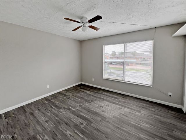 1123 SW 48th TER 104, Cape Coral, FL 33914