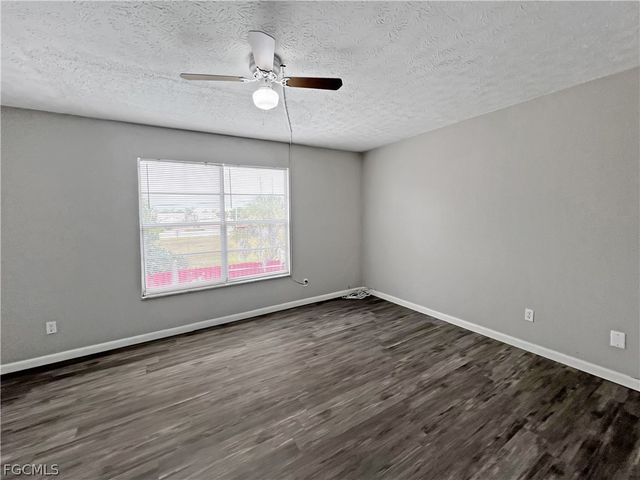 1123 SW 48th TER 104, Cape Coral, FL 33914