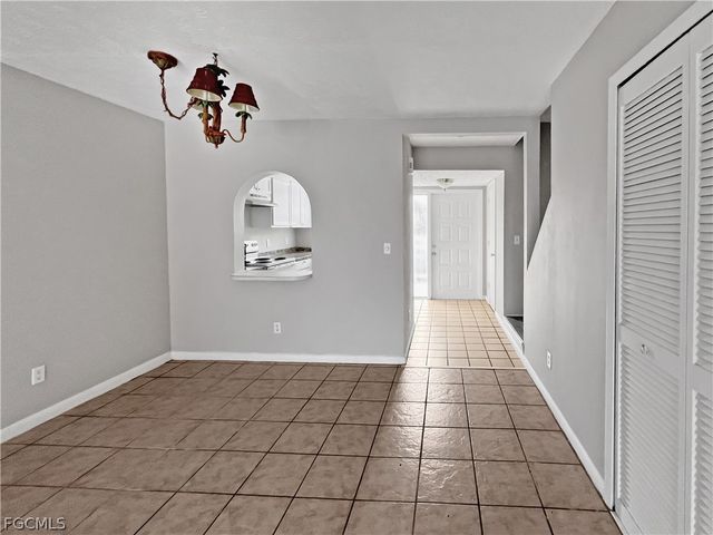 1123 SW 48th TER 104, Cape Coral, FL 33914