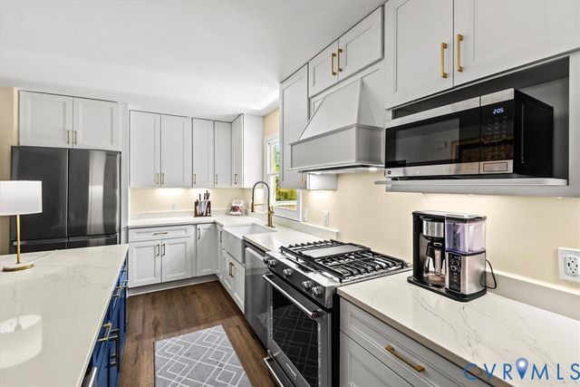 448 Lake Caroline Dr, Ruther Glen, VA 22546