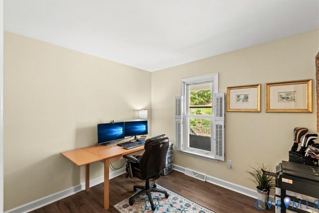 448 Lake Caroline Dr, Ruther Glen, VA 22546