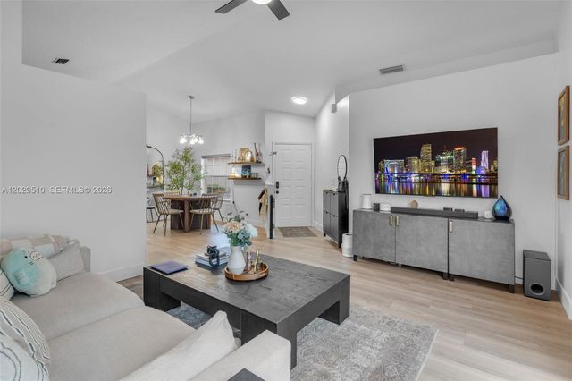 17953 SW 11th Street, Pembroke Pines, FL 33029