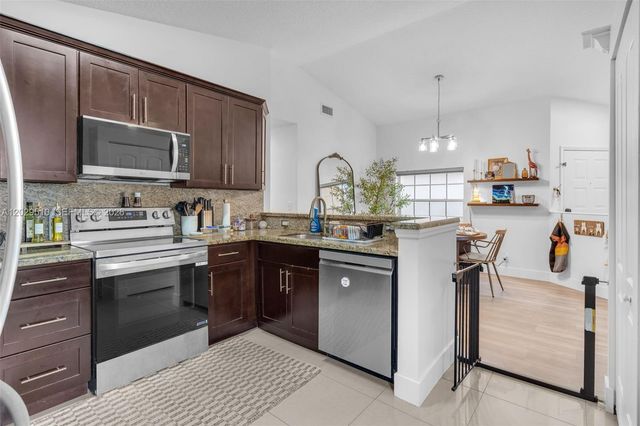 17953 SW 11th Street, Pembroke Pines, FL 33029