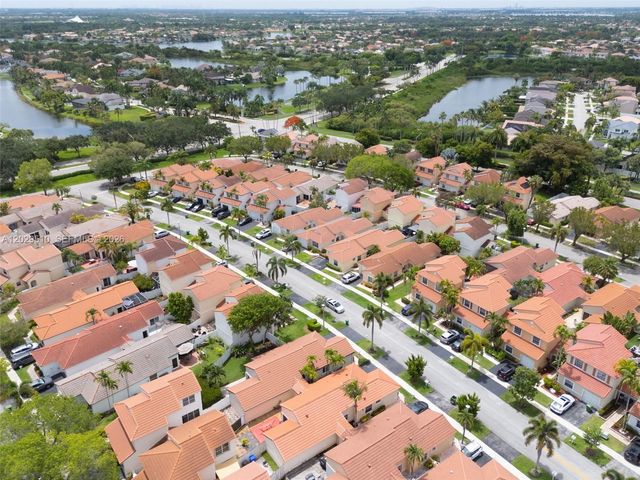 17953 SW 11th Street, Pembroke Pines, FL 33029