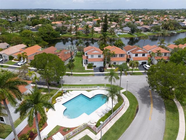 17953 SW 11th Street, Pembroke Pines, FL 33029