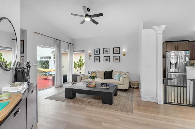 17953 SW 11th Street, Pembroke Pines, FL 33029
