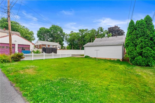 1629 Linwood Street, Bethlehem City, PA 18017
