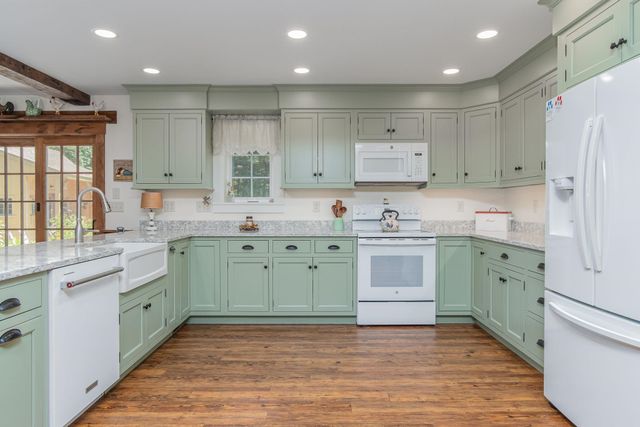 178 Meredith Center Road, Meredith, NH 03253
