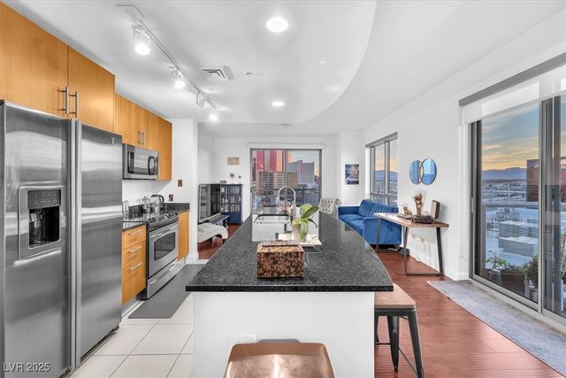 200 West Sahara Avenue 801, Las Vegas, NV 89102