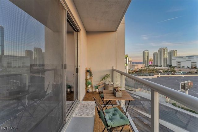 200 West Sahara Avenue 801, Las Vegas, NV 89102