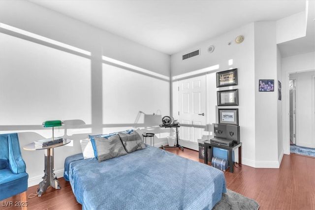 200 West Sahara Avenue 801, Las Vegas, NV 89102