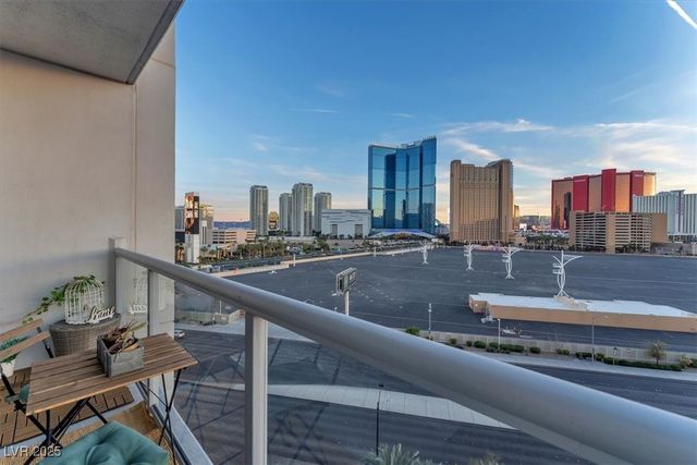200 West Sahara Avenue 801, Las Vegas, NV 89102