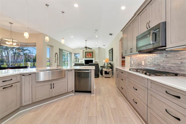 4990 GARDINERS BAY CIRCLE, Sarasota, FL 34238