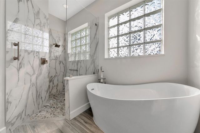 4990 GARDINERS BAY CIRCLE, Sarasota, FL 34238