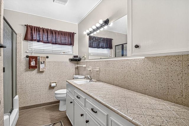 946 Carmel Pkwy, Corpus Christi, TX 78411