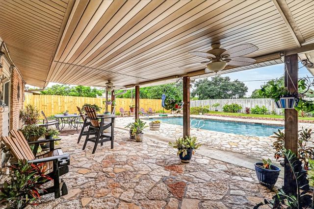 946 Carmel Pkwy, Corpus Christi, TX 78411