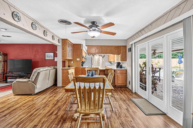 946 Carmel Pkwy, Corpus Christi, TX 78411