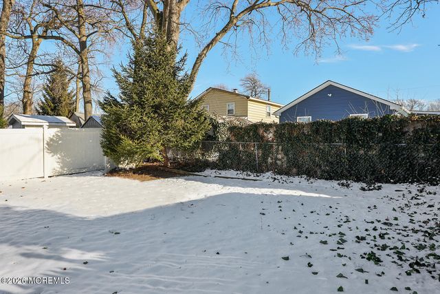 66 Pacific Boulevard, Keyport, NJ 07735