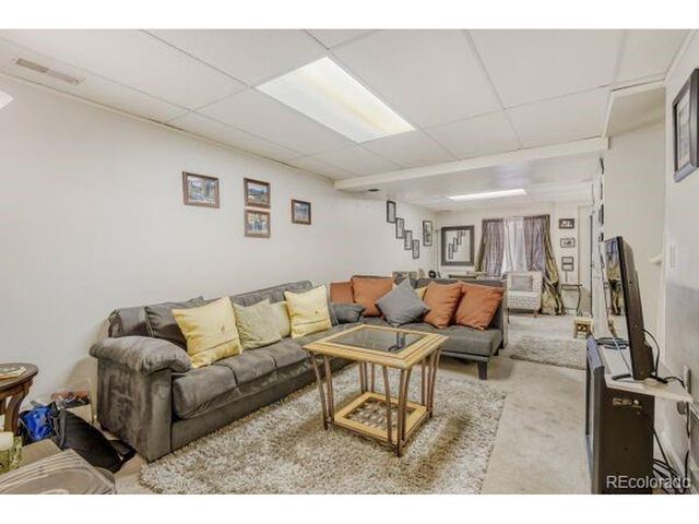 5254 S Espana St, Centennial, CO 80015