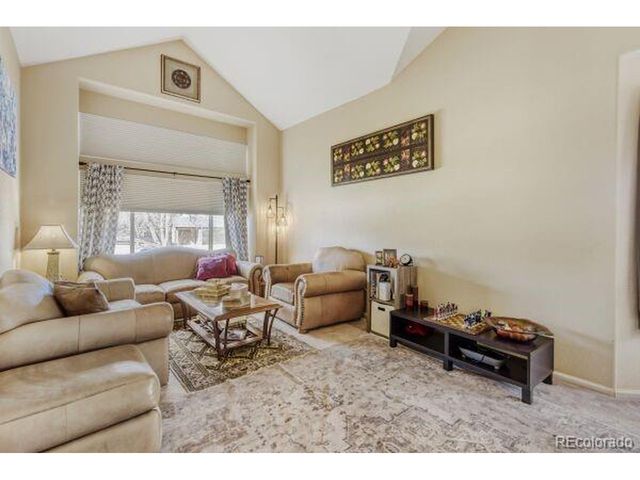 5254 S Espana St, Centennial, CO 80015