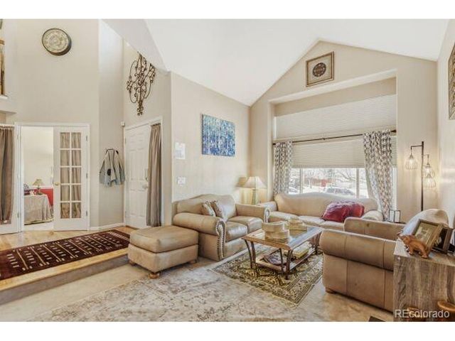 5254 S Espana St, Centennial, CO 80015