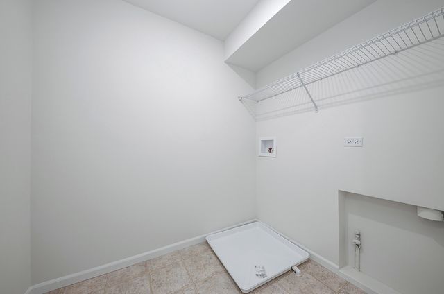 535 Watercress Drive 535, Aurora, IL 60504