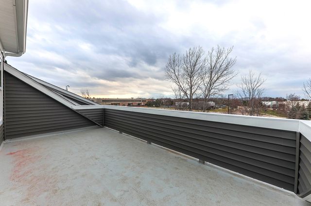 535 Watercress Drive 535, Aurora, IL 60504